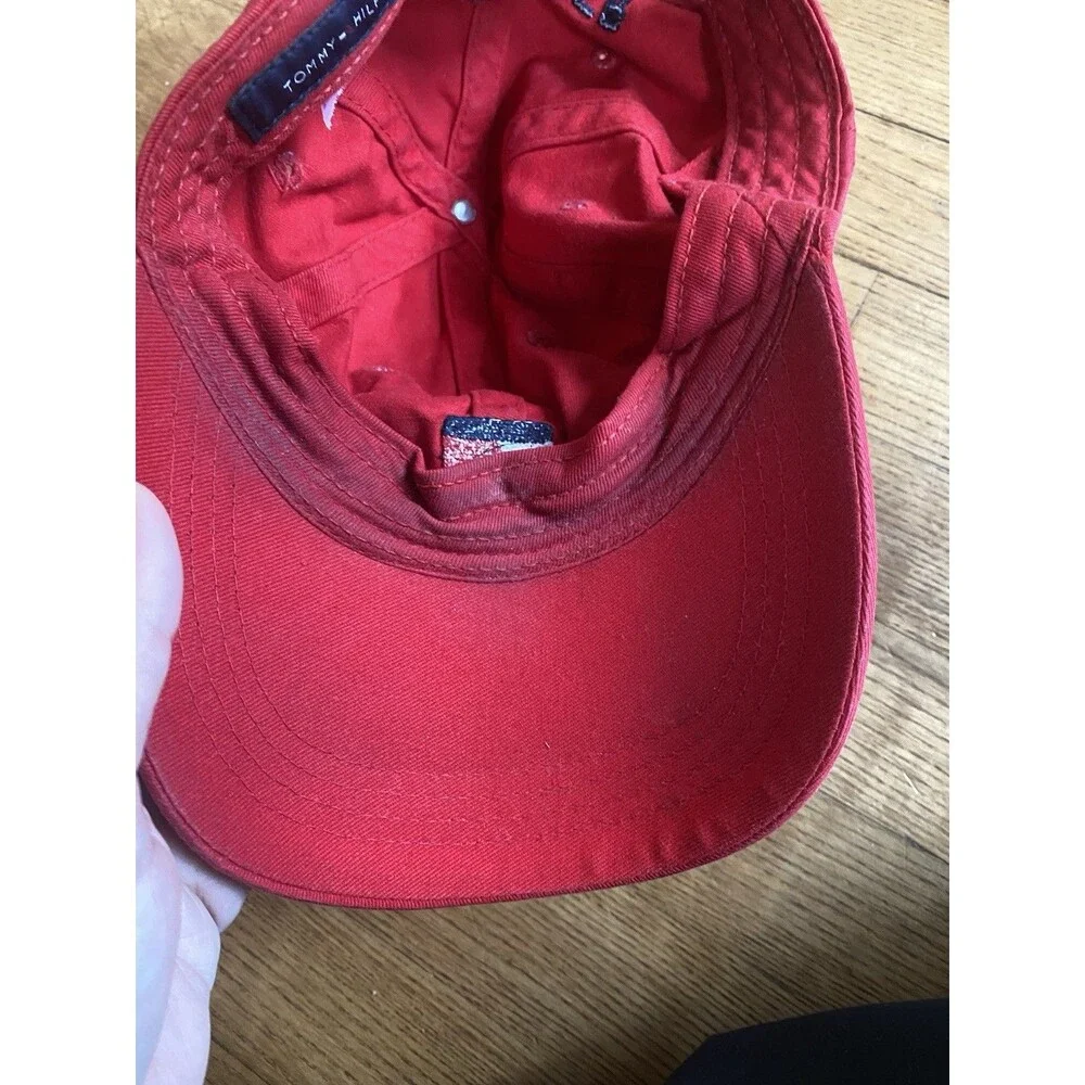 Tommy Hilfiger forehead strapback